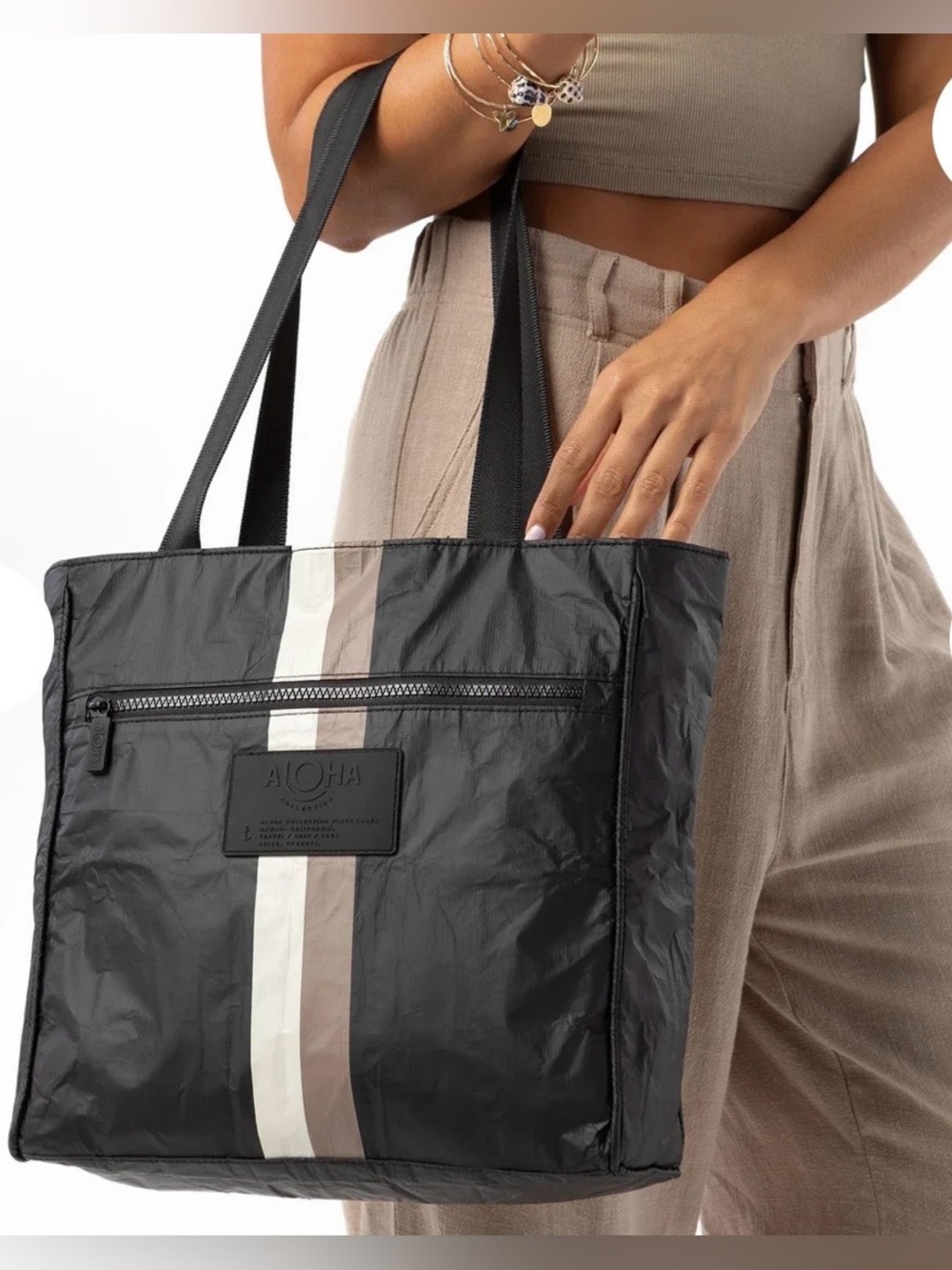 ALOHA Collection Le Voyageur Go To Tote